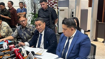Hotman Paris Sebut Penetapan Tersangka Febrie Adriansyah Langgar Protokol, Tak Pamit ke Presiden