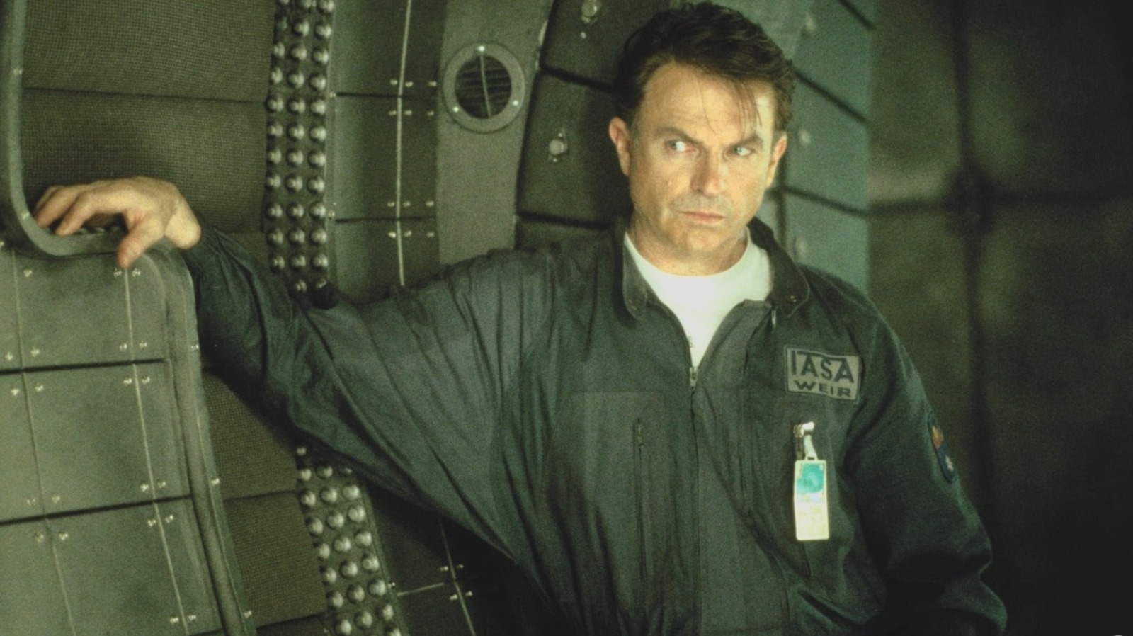 Teori Koneksi Film Horor Sam Neill dengan Warhammer 40K Viral, Ini Fakta di Baliknya