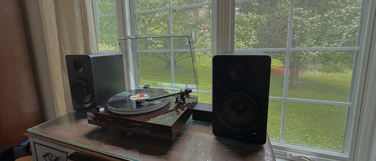 Review Fluance RT87: Piringan Hitam Premium Rp 13 Juta dengan Suara Analog yang Imersif