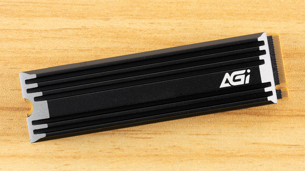 Review AGI AI828: SSD PCIe 4.0 Murah dengan Performa Pahit Manis, Cocok untuk yang Budget Ketat