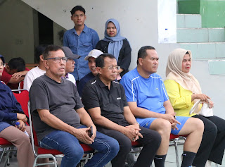 Wali Kota Pariaman Yota Balad Buka Turnamen Tenis Veteran KU 110 Tahun, Angin Segar untuk Sport Tourism