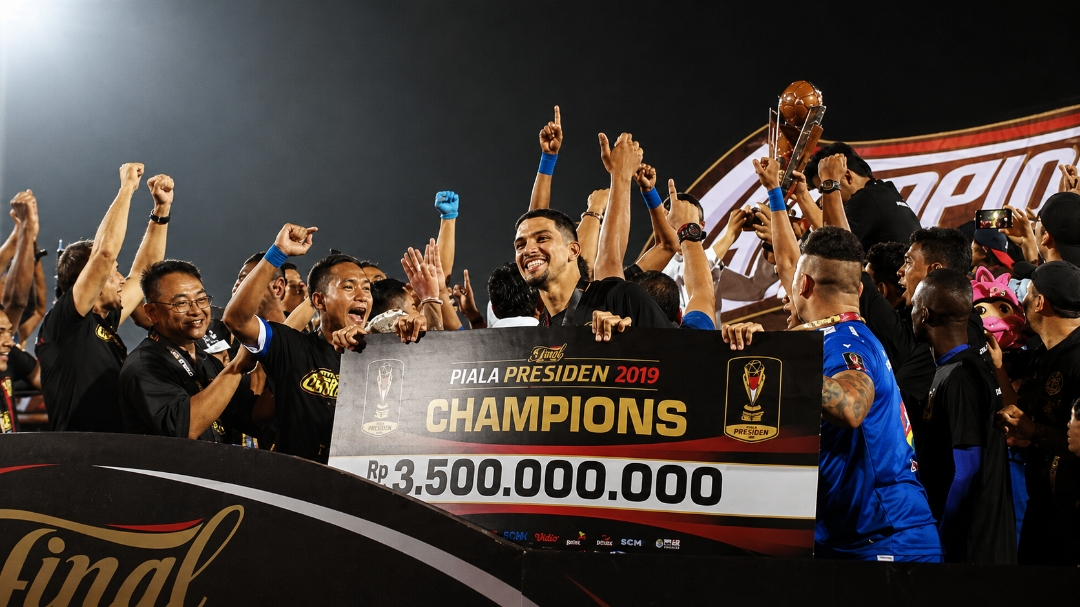 Arema FC Juara Piala Presiden 2019 Usai Bungkam Persebaya di Kandang Sendiri