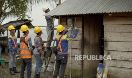 Pemerintah Siapkan Rp10,3 Triliun di 2026, PLN Targetkan Listrik Tembus Ribuan Desa Terpencil