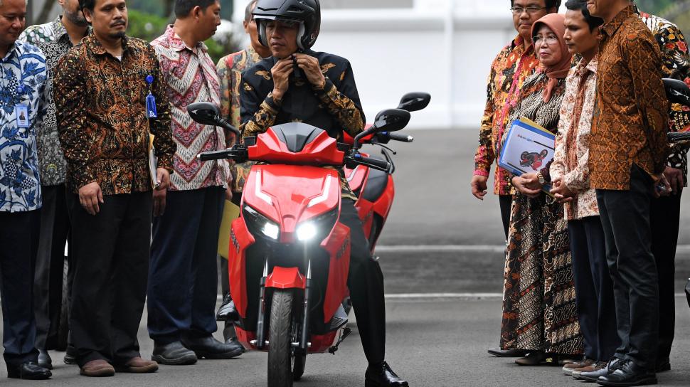 Prabowo Klaim Indonesia Segera Punya Motor Listrik Nasional, Padahal Gesits dan Maka Motors Sudah Ada