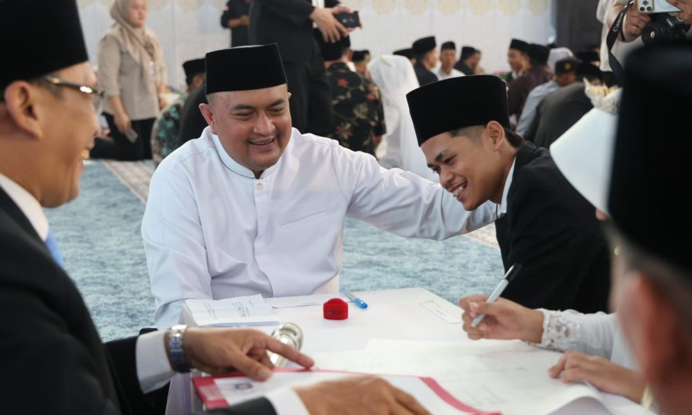 Bupati Bogor Rudy Susmanto dan Wamenag Hadiri Nikah Massal, Tekad Perkuat Ketahanan Keluarga di Cibinong