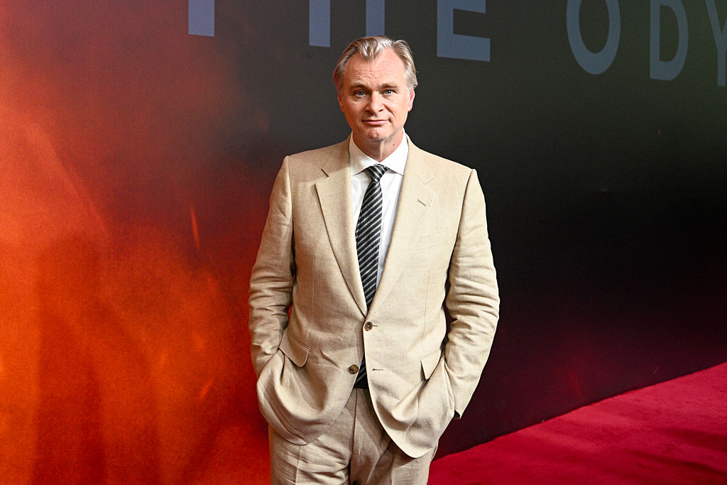 Christopher Nolan Sebut AI sebagai Trojan Horse Berdinding Kaca, Skeptisisme Publik Dianggap Sehat