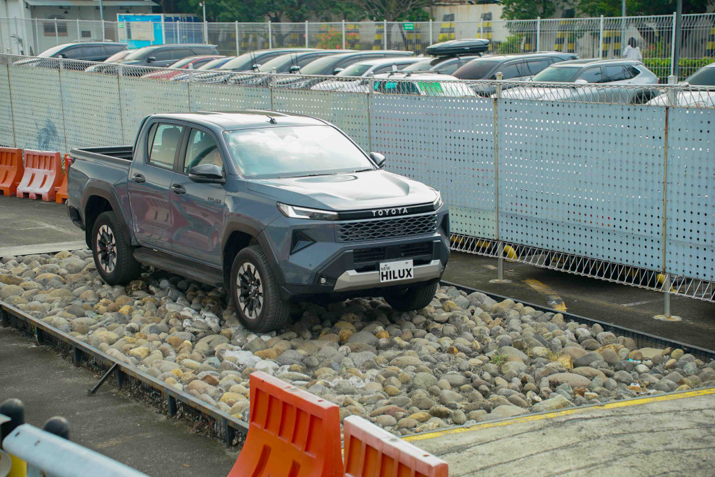 Cicilan Toyota Hilux Terbaru Mulai Rp10 Jutaan per Bulan, Termasuk Varian Diesel dan Listrik