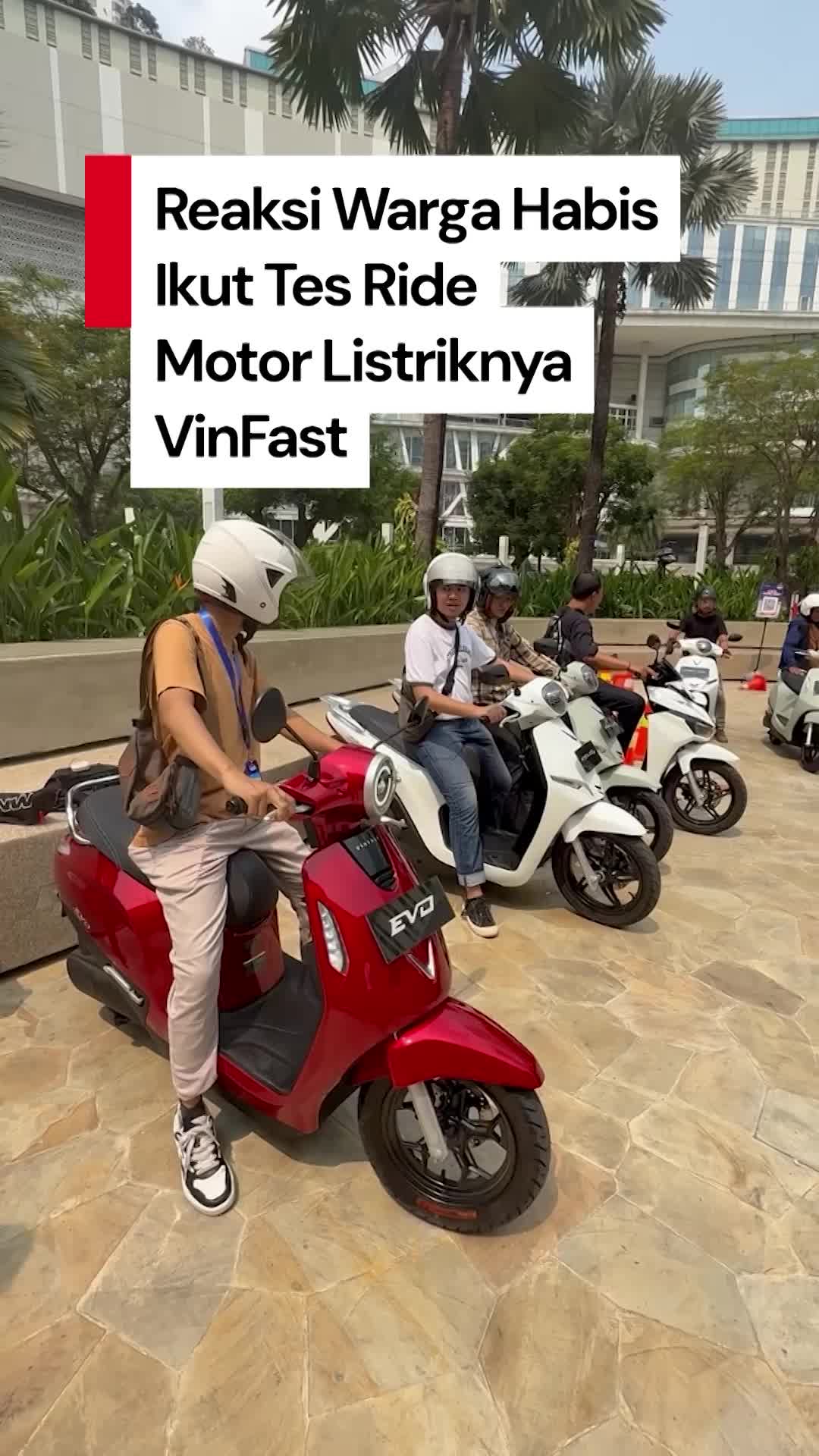 Test Ride Motor Listrik VinFast di Jakarta, Warga Penasaran dengan Desain dan Sejarah Perusahaan