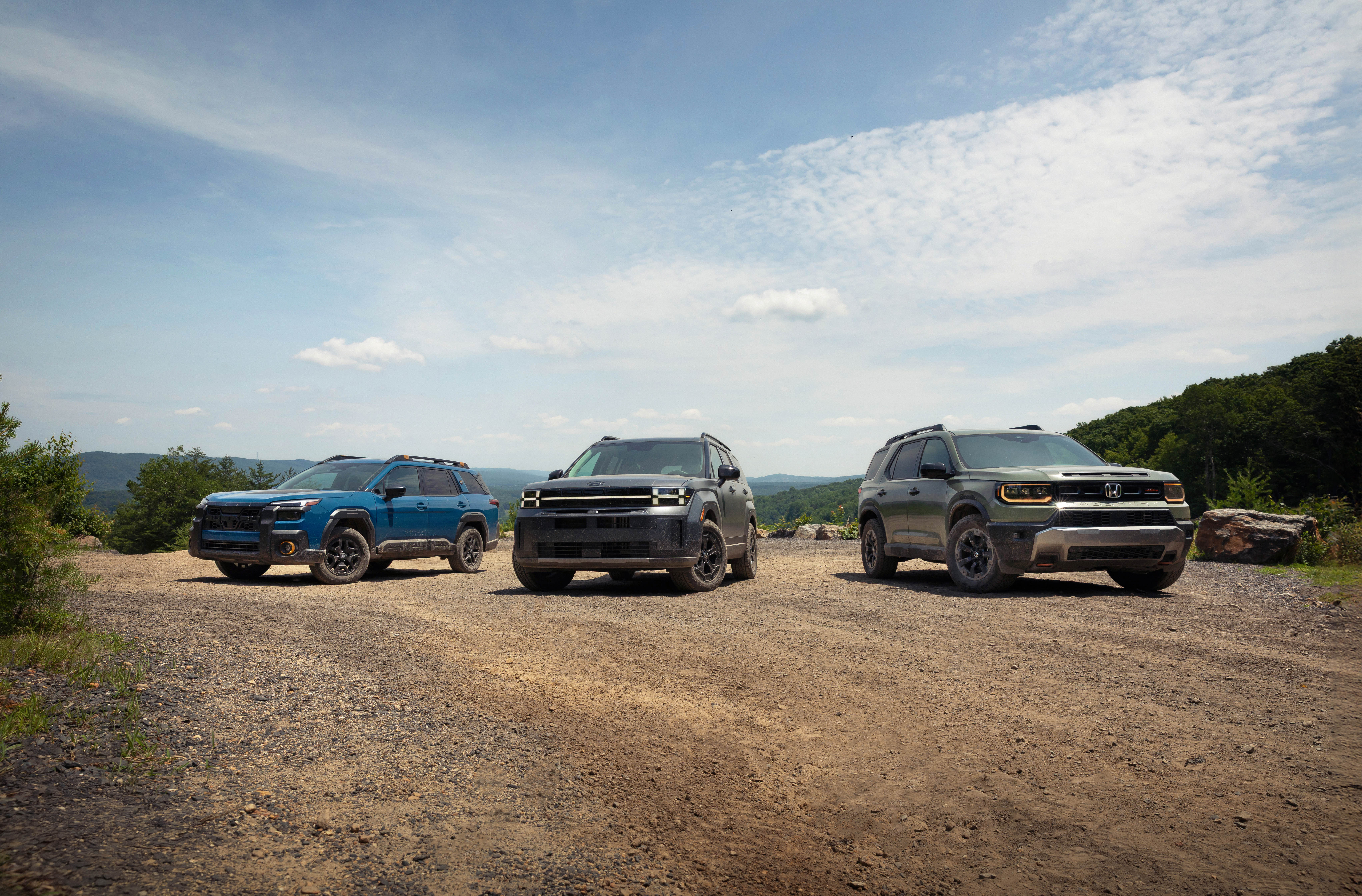 Perbandingan Honda Passport TrailSport, Subaru Outback Wilderness, dan Hyundai Santa Fe XRT: SUV Tangguh Mana Paling Mumpuni Off-Road?