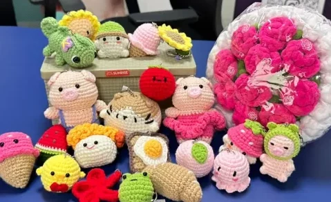 Hello Loopsy Buka Kelas Merajut di Serang, Targetkan Regenerasi Pengrajin Handmade Banten