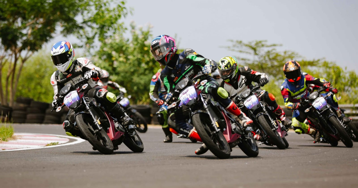 Suzuki Fun Race Surabaya: Bukti Nyata Komunitas Bisa Menggerakkan Pabrikan ke Lintasan Legal