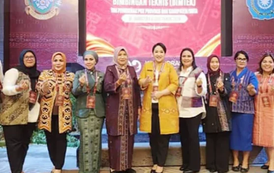 Ketua TP PKK Tapanuli Tengah Ikuti Bimtek Penguatan Kapasitas Kader se-Sumut di Medan, Ini yang Dibahas