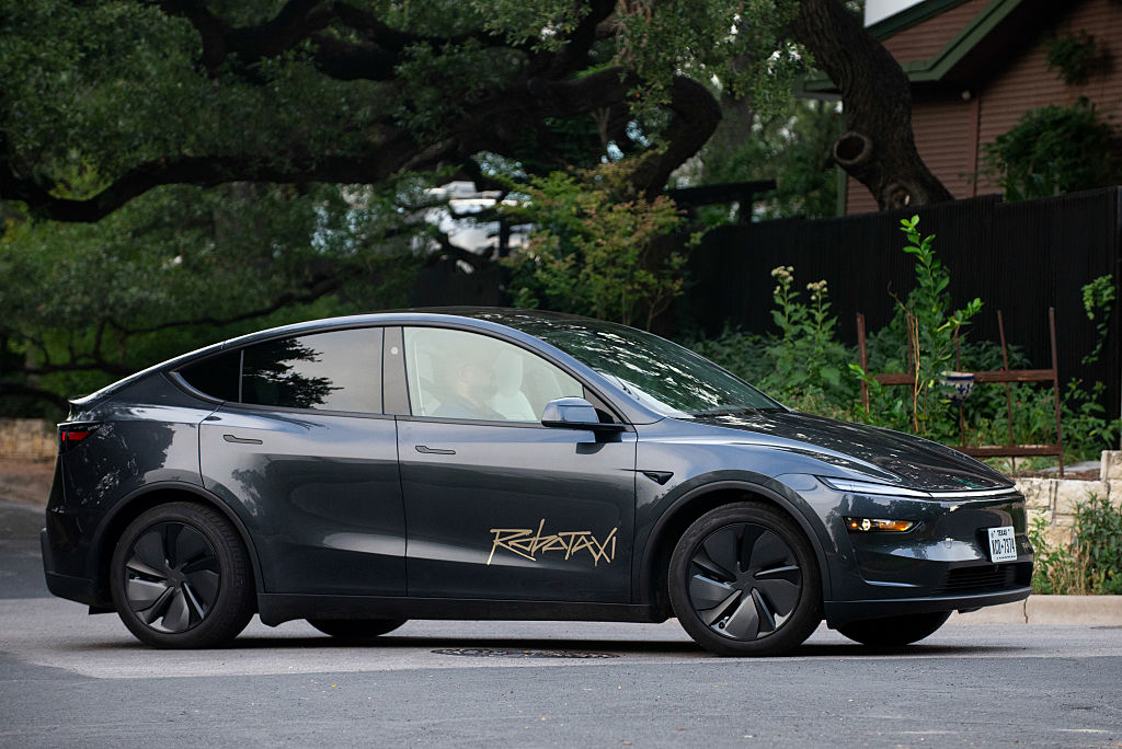 Layanan Robotaxi Tesla Justru Turun 36% di Kuartal II meski Ekspansi ke Kota Baru