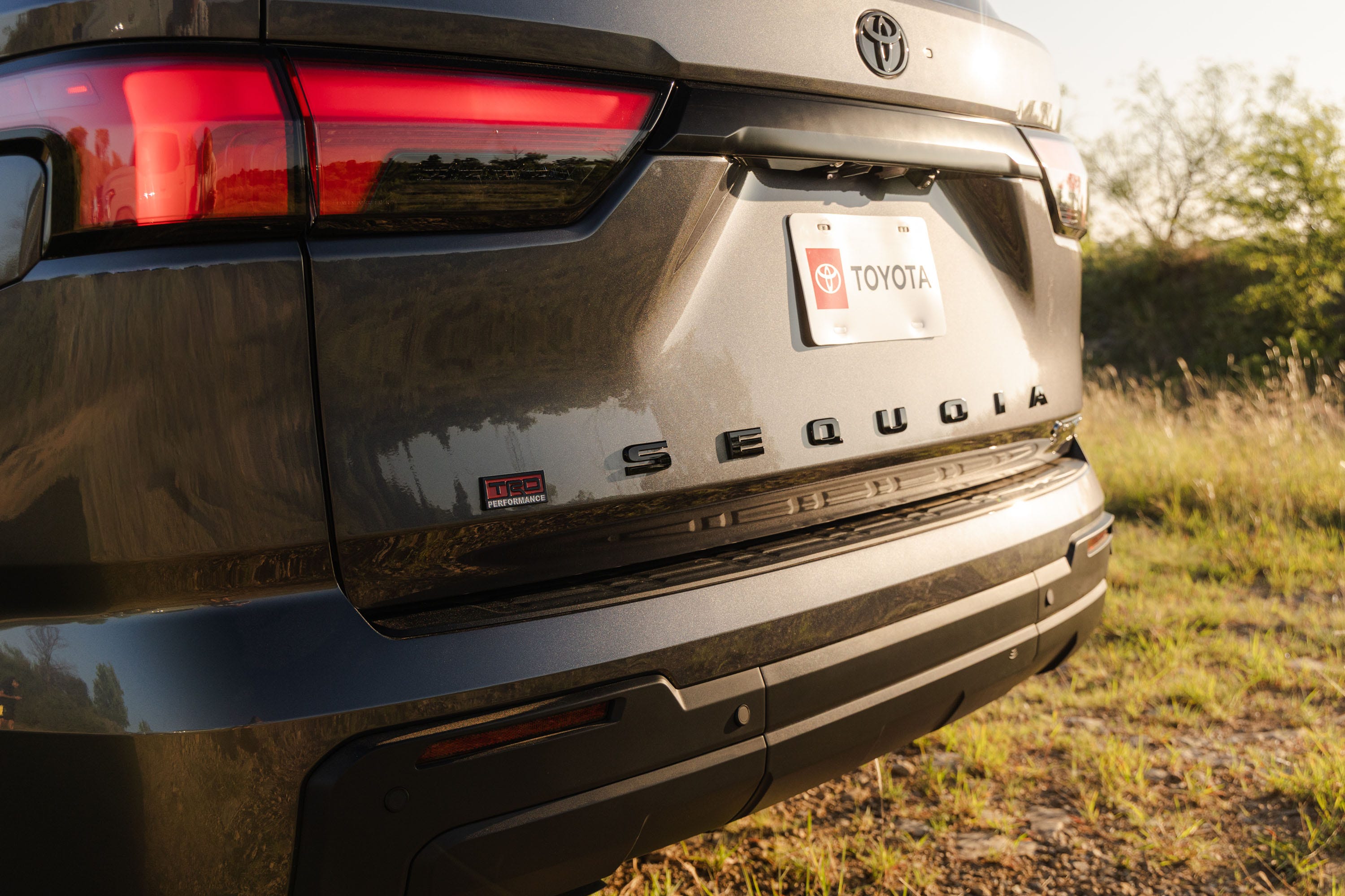 Toyota Sequoia Trailhunter 2027: Tampang Baru SUV Petualang dari Berbagai Sudut