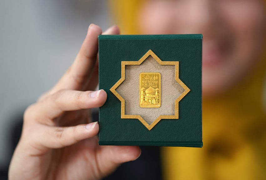 Harga Emas Antam Anjlok Rp35 Ribu per Gram, Buyback Ikut Terkoreksi Rp50 Ribu