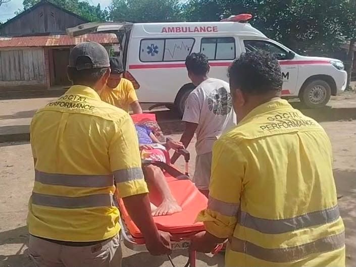 Ambulans Gratis NHM Layani 130 Warga Halmahera Utara, Ibu Hamil hingga Pasien Stroke Dirujuk ke RSUD
