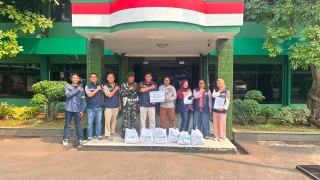 Pelindo Regional 2 Tanjung Priok Salurkan 300 Paket Sembako Lewat Kodim Jakut, Targetkan Warga yang Tepat Sasaran