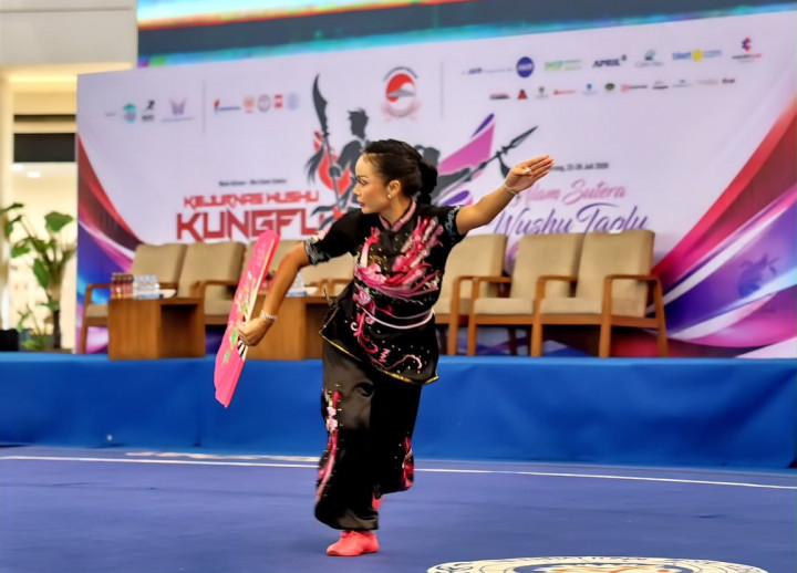 Kris Dayanti Sabet Dua Emas di Kejurnas Wushu, Singgung Regenerasi Atlet Nasional
