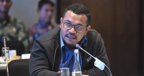 Rasio Elektrifikasi Jatim Nyaris 100 Persen, DPR Dorong PLN Bangun PLTS Komunal di Wilayah 3T