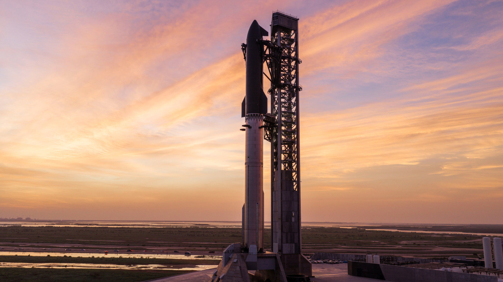 Uji Terbang ke-13 Starship Bawa Satelit Starlink V3, Kecepatan Unduh 1 Tbps tapi Hanya 20 Menit di Orbit