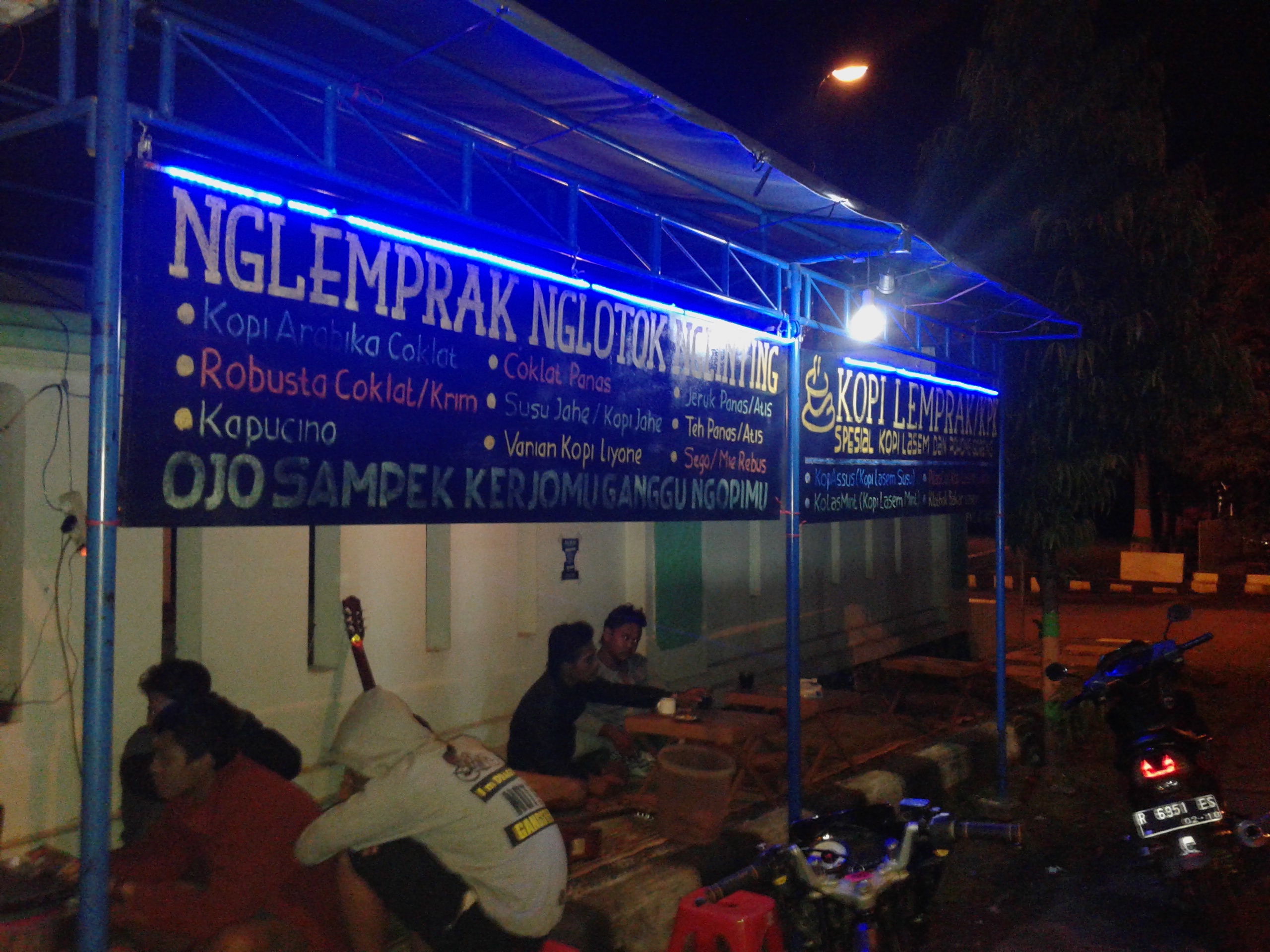 5 Tips Tempat Ngopi Murah di Jawa Tengah dengan Wifi Cepat, Wajib Coba