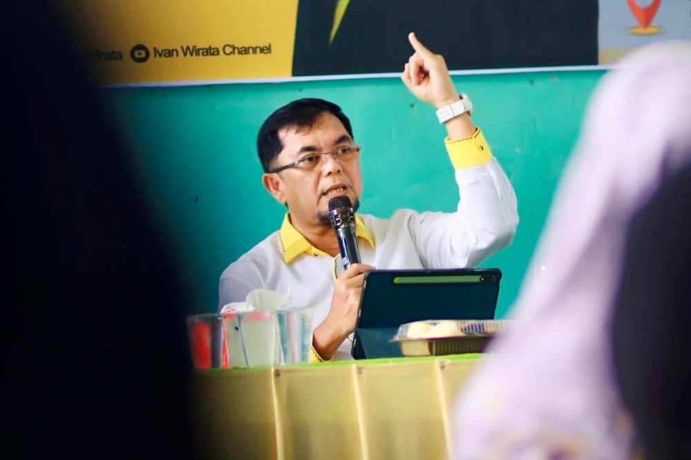 Sungai Batanghari Surut Cepat, Hamparan Pasir 5 Hektare Muncul, DPRD Jambi Desak Mitigasi Terintegrasi