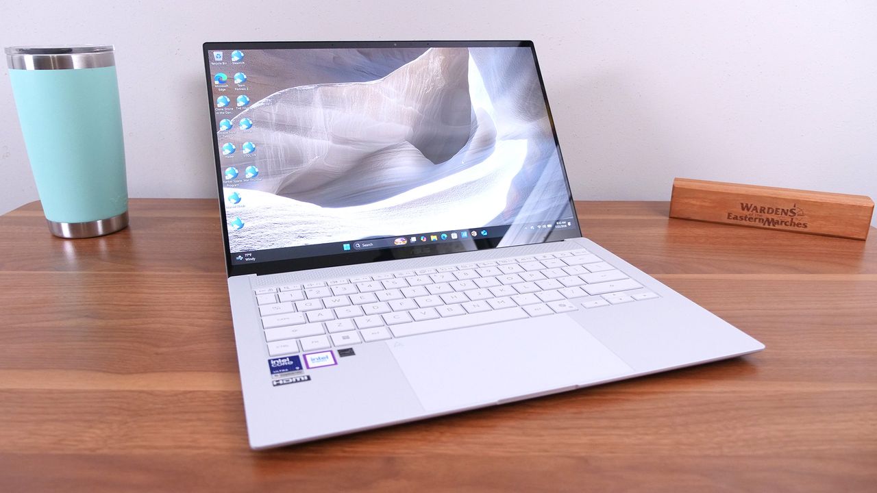 Laptop 14 Inci Jadi Pilihan Ideal untuk Mahasiswa, ASUS Zenbook S14 Buktikan Perpaduan Ringan dan Bertenaga