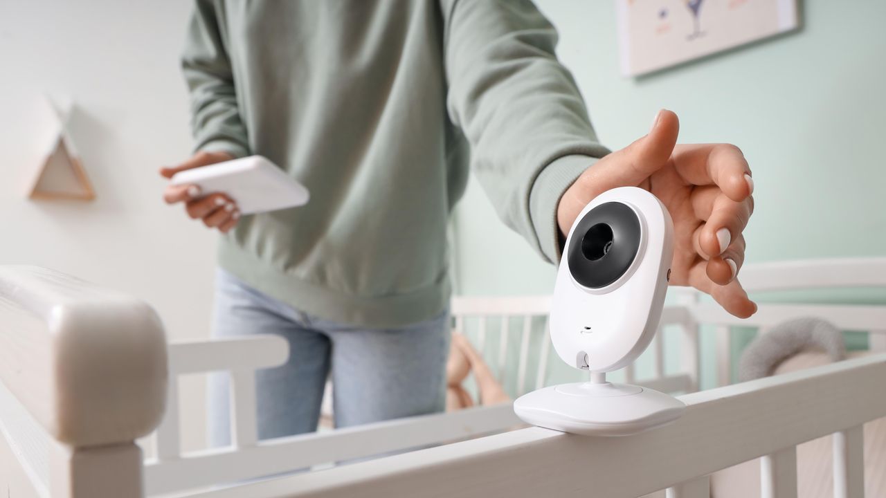 Pakai AirPods sebagai Baby Monitor, Begini Cara Aktifkan Fitur Live Listen di iPhone