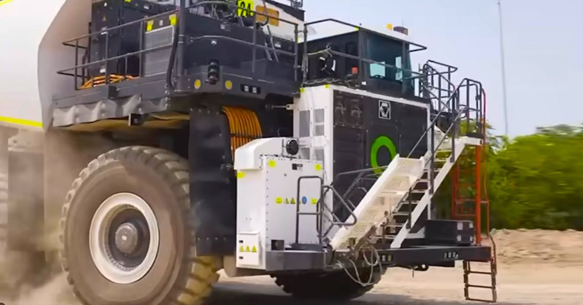 CEO Fortescue Test Drive Haul Truck Listrik 150 Ton: Biaya Solar Rp 13,6 Miliar per Truk per Tahun Bisa Lenyap