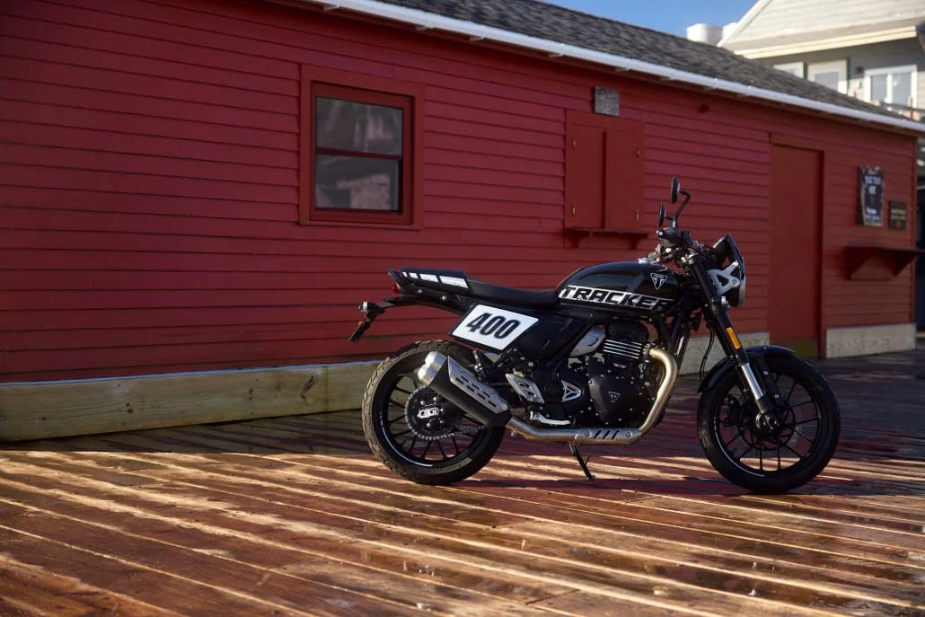 Triumph Thruxton 400 dan Tracker 400 Resmi Meluncur di GIIAS 2026, Harga Mulai Rp 182 Juta
