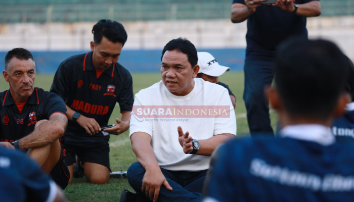 Madura United Optimistis Tampil Lebih Baik di Liga 1 2026/2027, Presiden Klub Tinjau Langsung Latihan