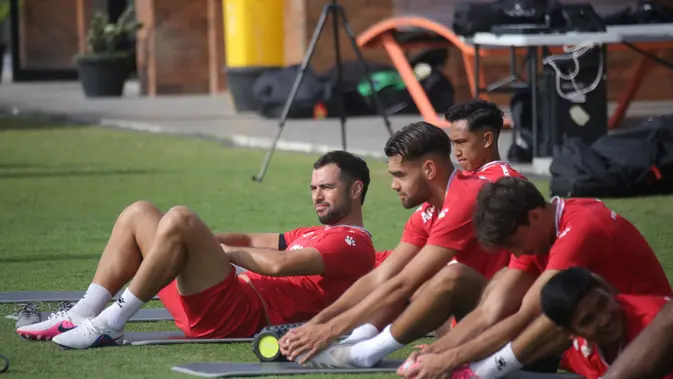 Prediksi Formasi Timnas Indonesia vs Kamboja: John Herdman Andalkan 3-4-2-1 dan Mitchell Baker sebagai Ujung Tombak