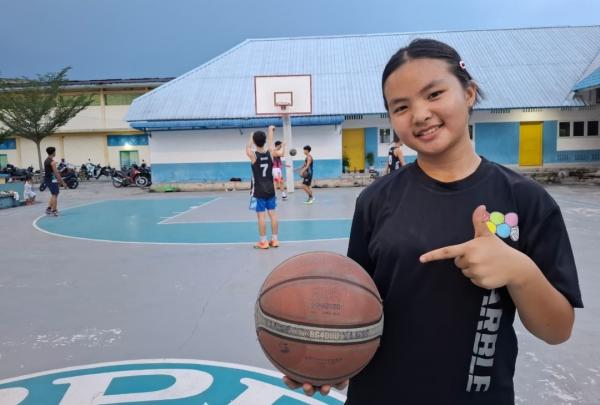 Minim Atlet Basket Putri di Rantauprapat, Felicia Siswi SMP Ini Nekat Latihan Bareng Laki-Laki Demi Mimpi ke Tingkat Nasional