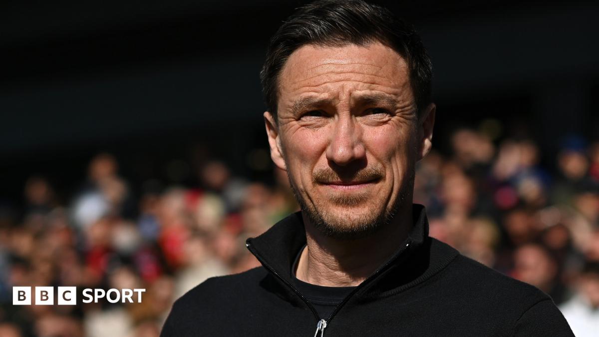 York City Pecat Stuart Maynard Tiga Bulan Setelah Bawa Promosi ke EFL