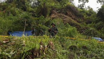 Dua Tersangka Tambang Emas Ilegal di Hutan Produksi Terbatas Sulut, Ekskavator Disita