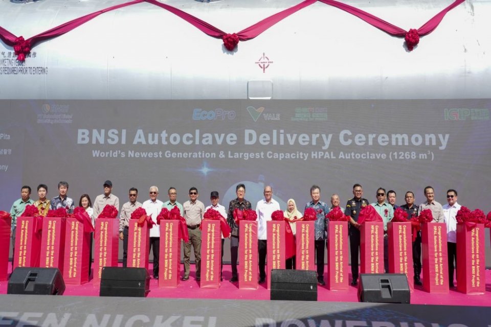Kolaborasi Tiga Negara di Smelter Nikel Morowali: Autoclave Raksasa Terpasang, Target Pabrik Baterai Global