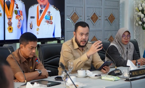 Wali Kota Padang Fadly Amran Wajibkan Pemilahan Sampah Mulai 2027, Siapkan Sanksi dan Bentor untuk Bank Sampah