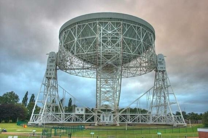 Observatorium Jodrell Bank Terancam Tutup Setelah Inggris Pangkas Dana Sains, Teleskop Ikonik di Ujung Tanduk