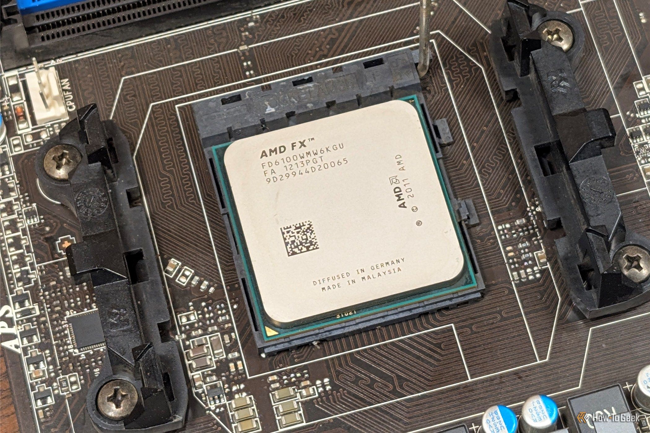 Intel dan AMD Cetak Rekor Gagal: Lima Prosesor Paling Bencana Sepanjang Sejarah