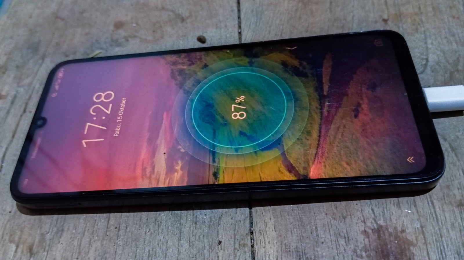 Trik Mempercepat Pengisian Daya HP Android Tanpa Ganti Baterai