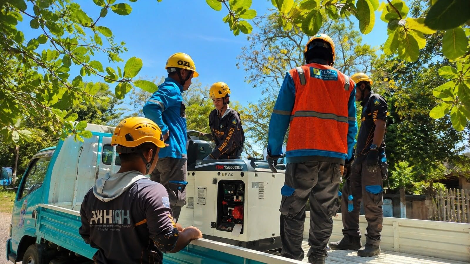 Siap Dukung KEK Samota, PLN Jamin Pasokan Listrik Andal di Sumbawa Saat Kunjungan Wamen