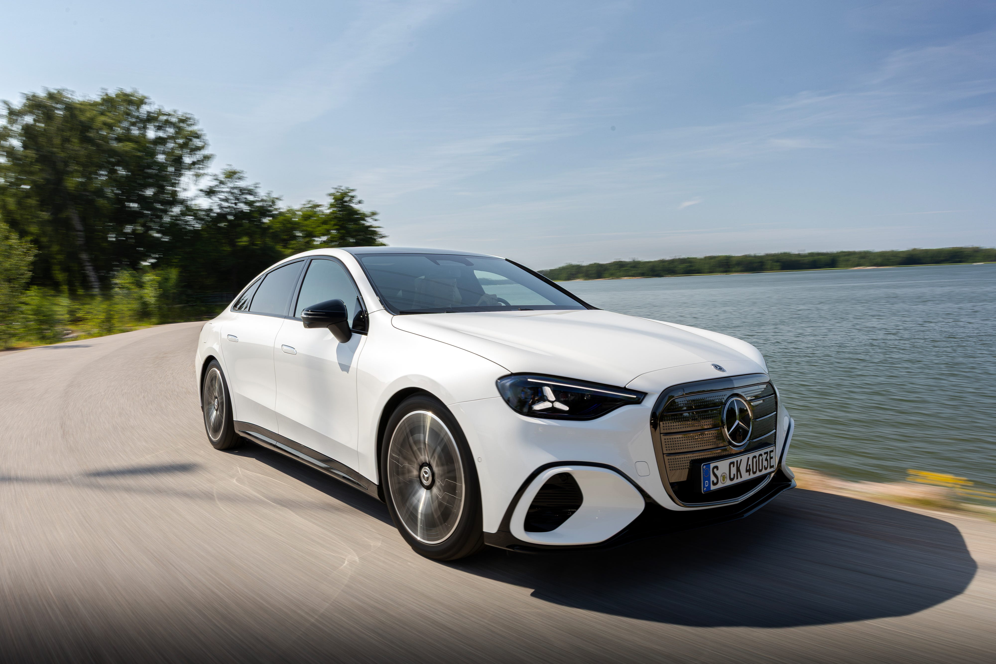 Mercedes-Benz C-Class EV 2027 Meluncur, Sedan Listrik yang Lebih Normal dari EQ Sebelumnya