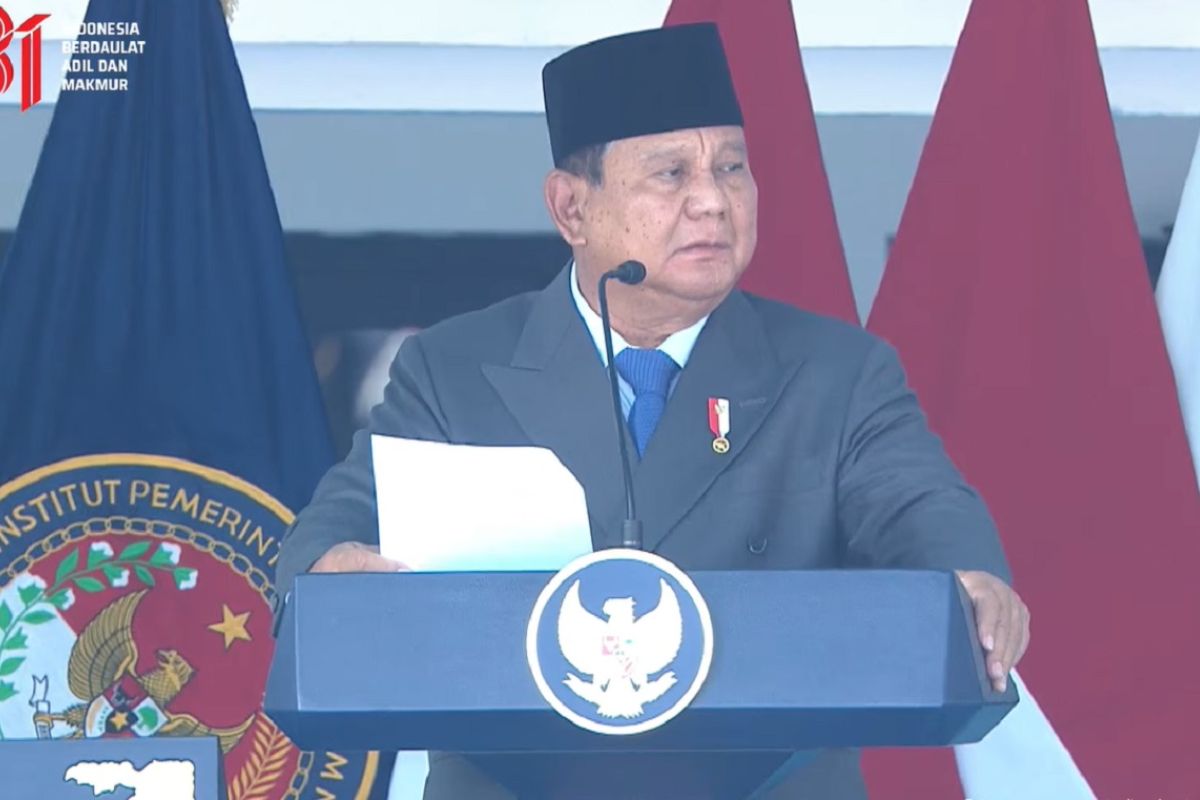 Presiden Prabowo Targetkan Lulusan IPDN sebagai Penggerak Birokrasi saat Ekonomi Indonesia Tumbuh 2050