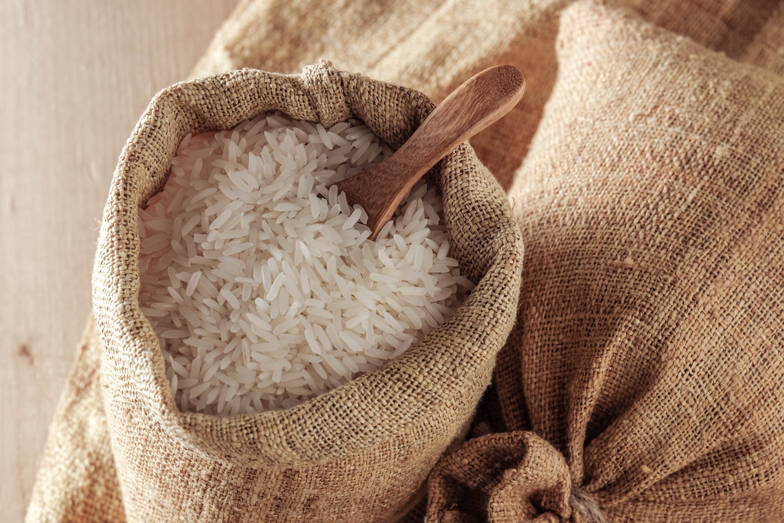 Harga Beras Kualitas Super Turun Tipis ke Rp 15.800 per Kg pada 28 Juli 2026, Premium dan Medium Stagnan