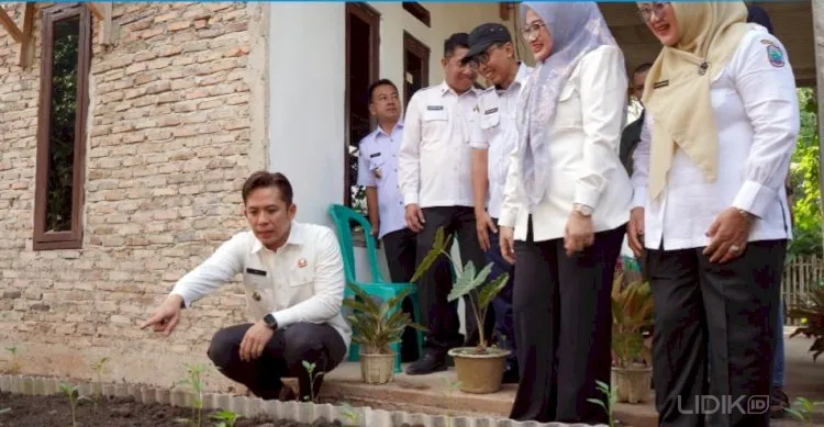 Bupati Lampung Selatan Canangkan Teras HELAU di Pekarangan Warga, Target Tekan Kemiskinan Lewat Pangan Mandiri