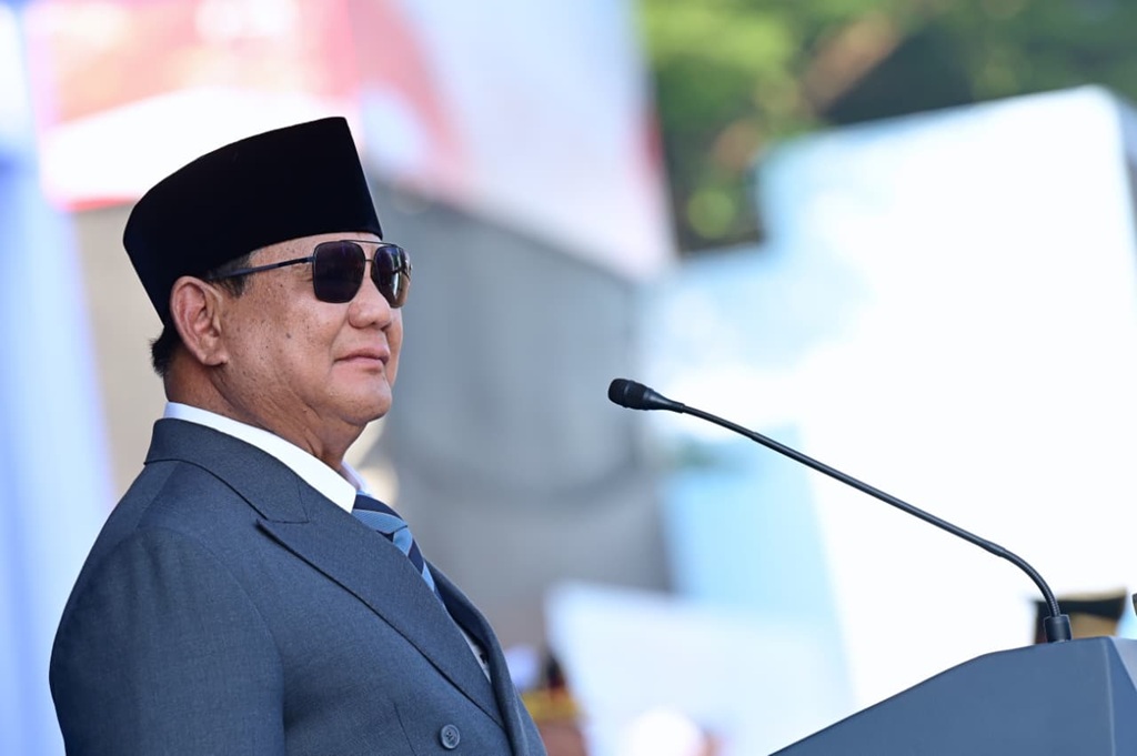 Prabowo Lantik 1.204 Pamong Praja Muda IPDN, Tekankan Pengabdian di Atas Pangkat dan Jabatan