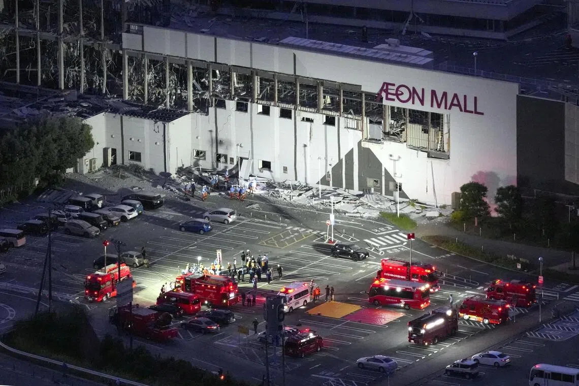 Gempa Magnitudo 7,3 Guncang Kumamoto Jepang, 260.000 Warga Diungsikan, Aeon Mall Ambruk