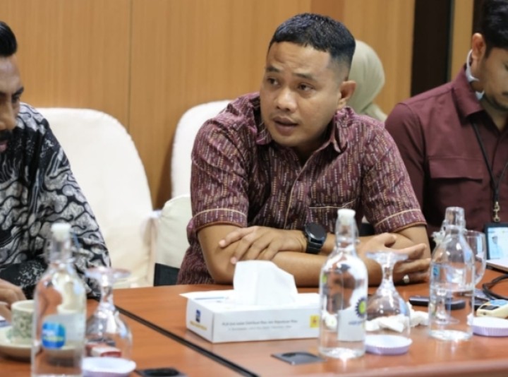 PLN UID Riau-Kepri Didesak Tambah Trafo dan Tiang Listrik di Bengkalis, Ini Respons Manajemen