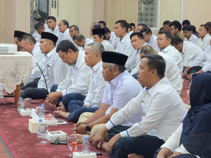 Pelindo Regional 1 Salurkan Santunan ke 100 Anak Yatim, Sisipkan Doa untuk Keselamatan Pelabuhan