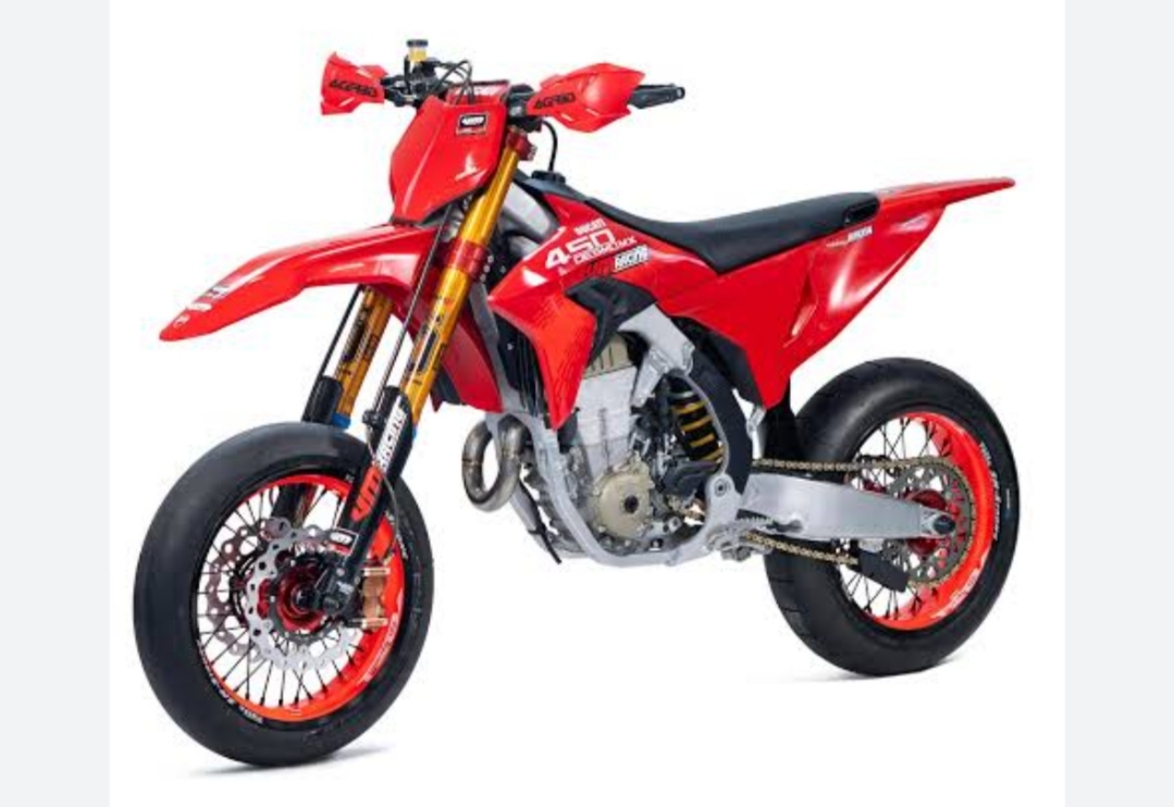 Ducati Desmo450 SM Resmi Meluncur, Motor Supermoto Perdana Pabrikan Bologna dengan DNA Balap